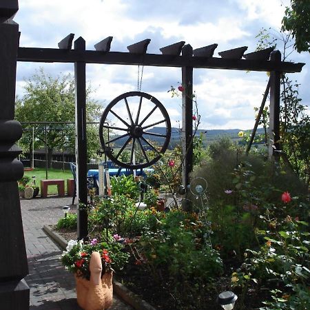 Ferienwohnung Fuelbier Oberzissen Экстерьер фото